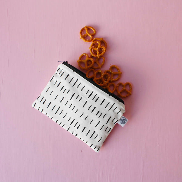 RAIN (WHITE) | Snack Bag